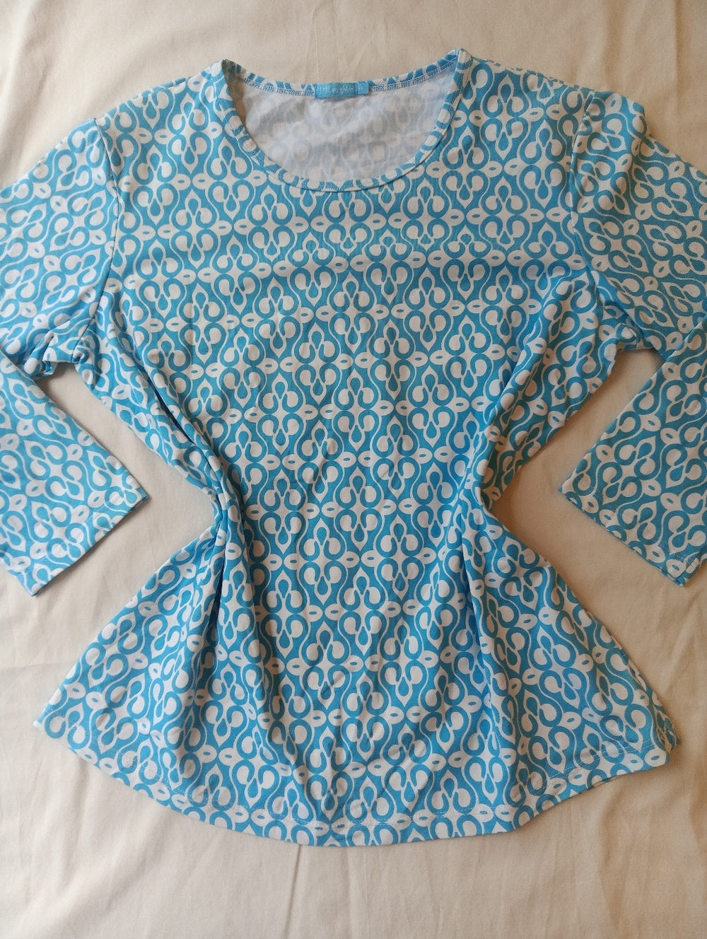 J. McLaughlin 2 Top Bundle Blue/Green Geometric Print - Picture 2 of 7